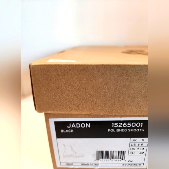 Dr. Martens Black Leather Boots for Men - Picture 16 of 16